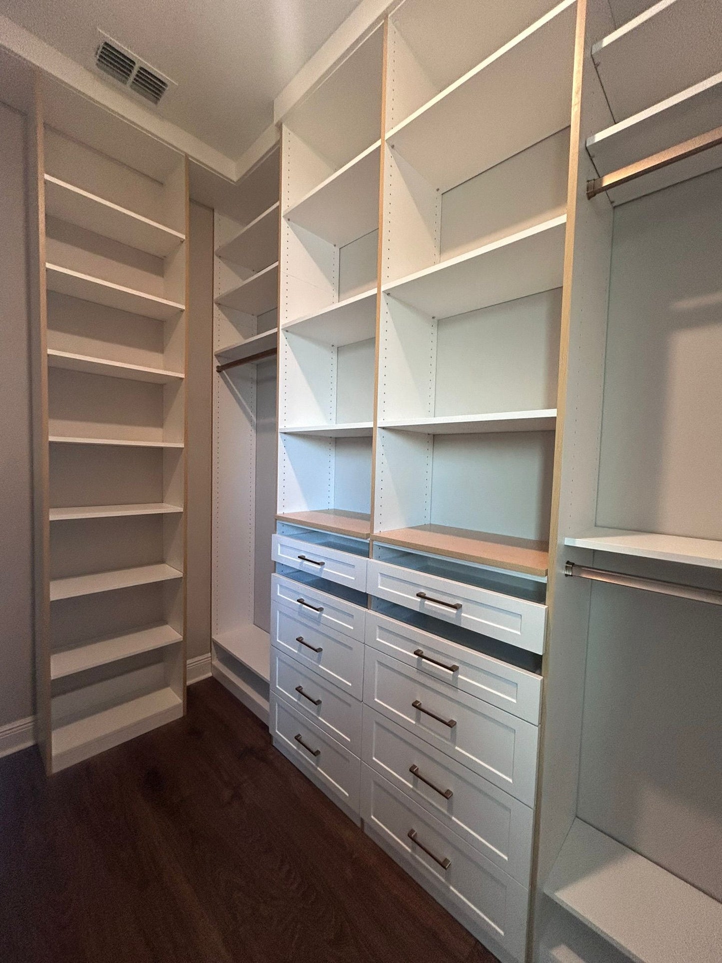 Walk-in Closet